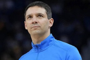 亚博体育-全明星赛赛程吃紧，金州勇士加时末段防线松动，悬念犹存，控场能力受关注-亚博体育