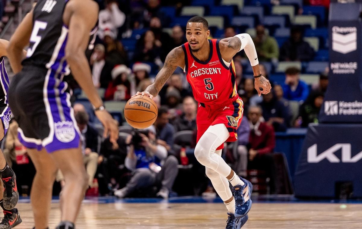 包含穆雷连续二十场比赛得分超过重返赛场，热火不断突破！全场沸腾不已的词条