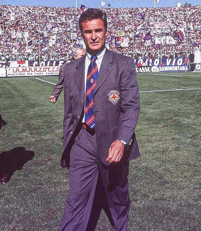 关于德甲今夜再迎强敌，波尔图内部沟通，主帅态度——质疑声仍在，临场指挥获称赞的信息